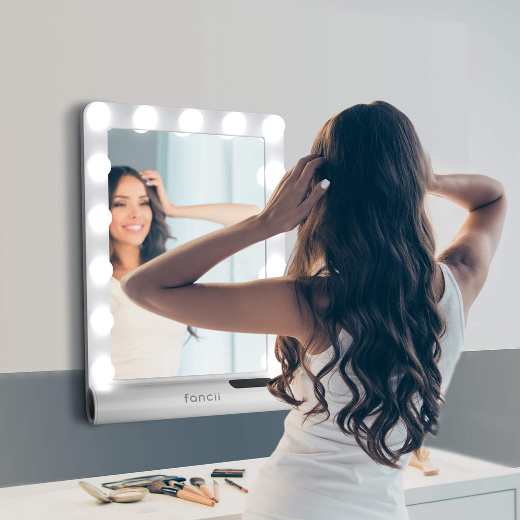 Madeline Mini Hollywood Mirror